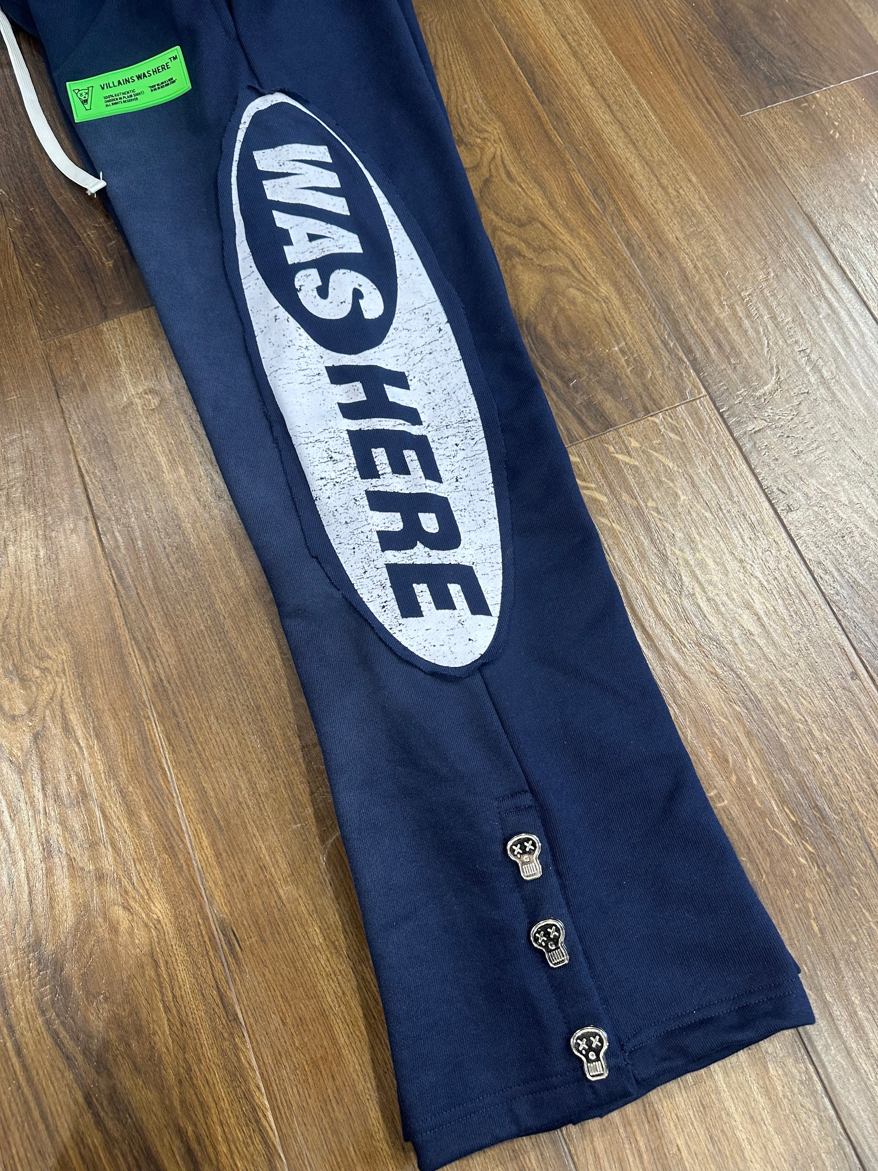 BILLBOARD NAVY