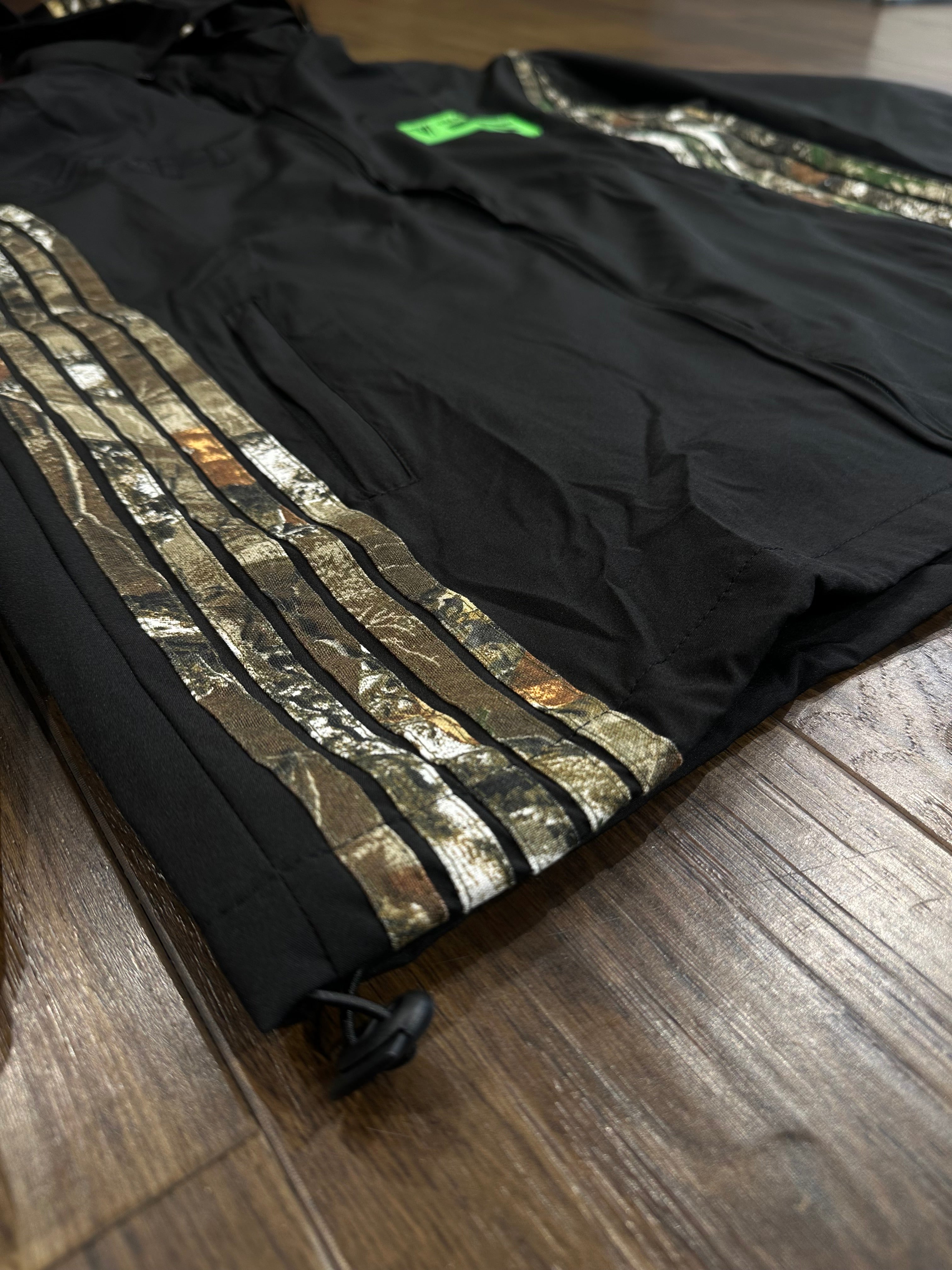 WARM UP BLACK CAMO TREE